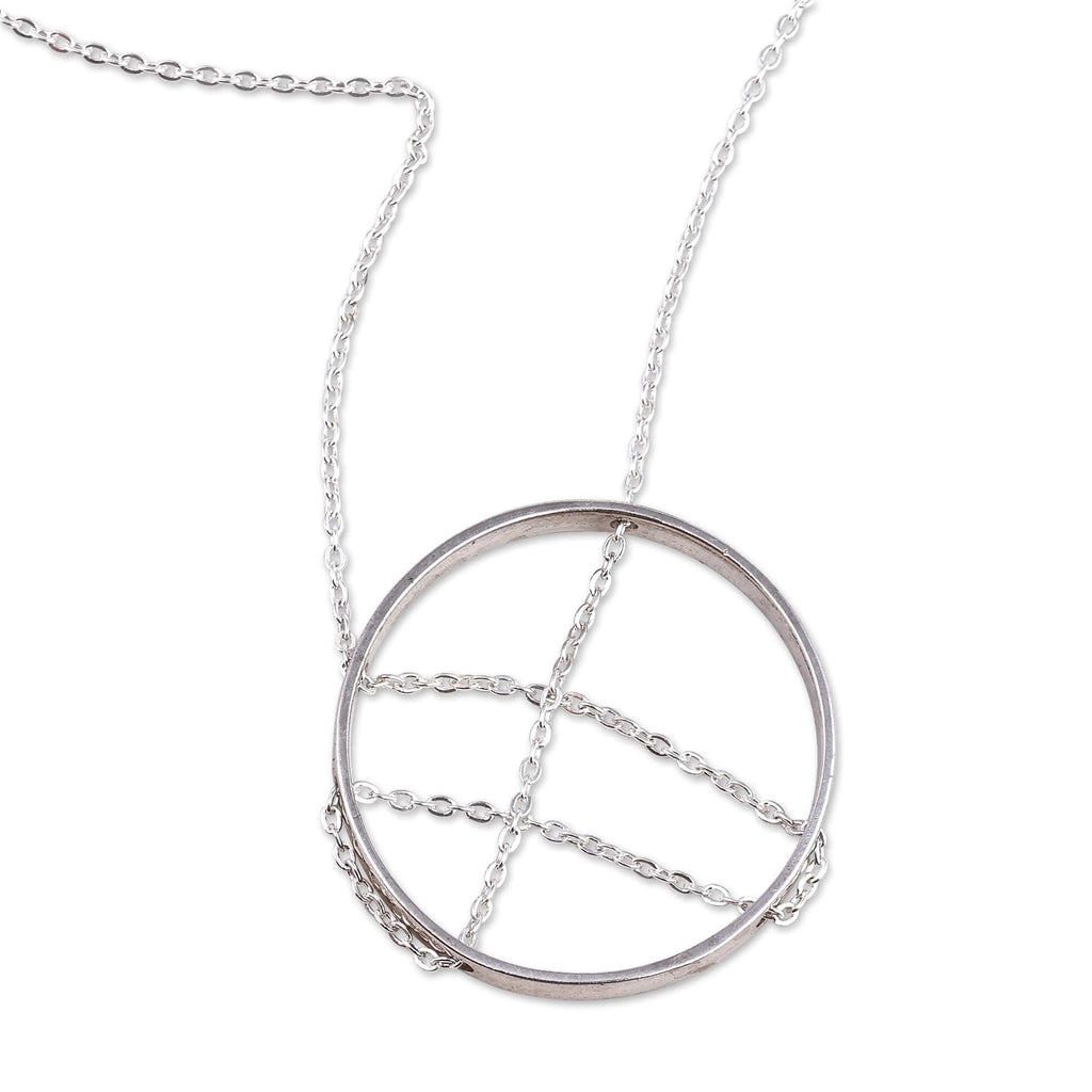 925 Silver Necklace with Circular Pendant & Interlaced Chain - Circular Elegance