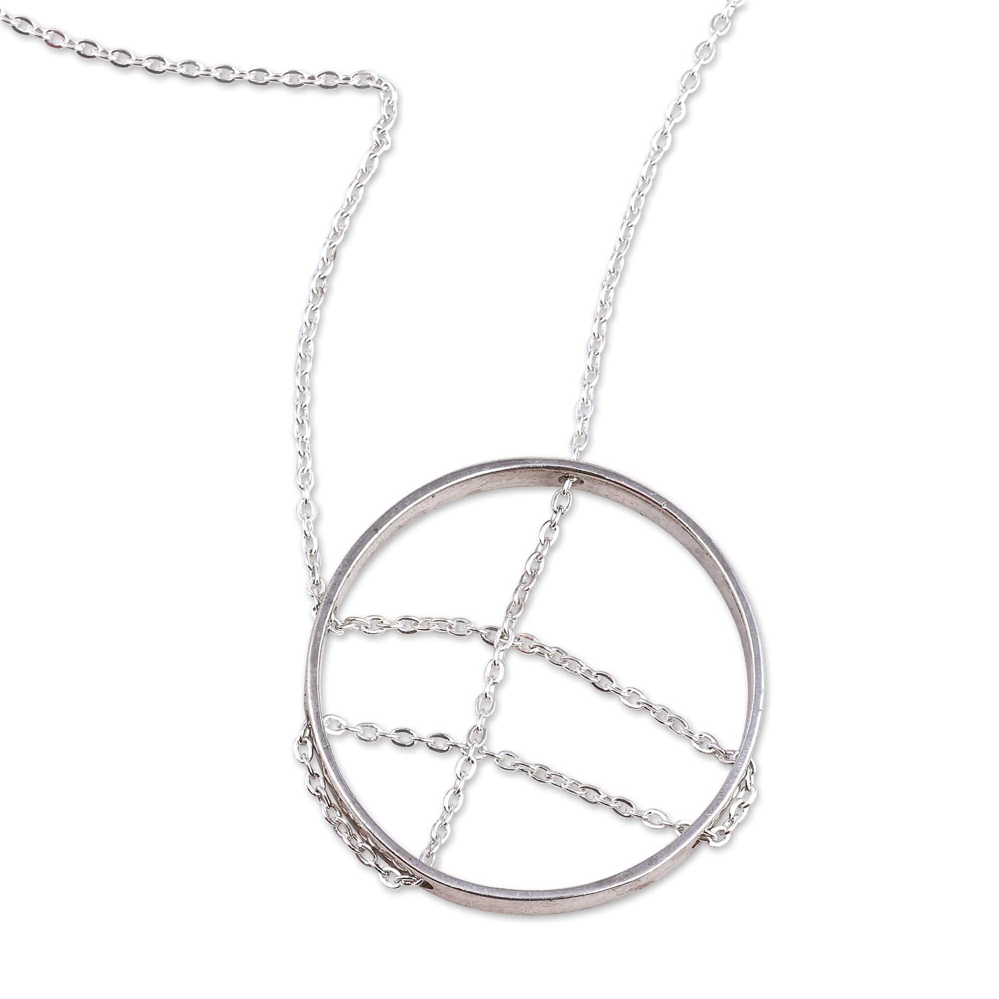 925 Silver Necklace with Circular Pendant & Interlaced Chain - Circular Elegance